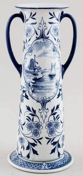 Vase c1910